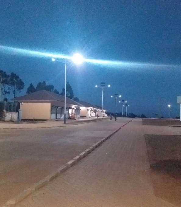 汨罗市非洲科特迪瓦太阳能路灯工程